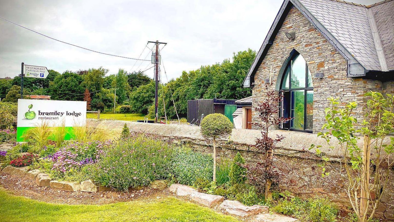 Bramley Lodge Restaurant 3