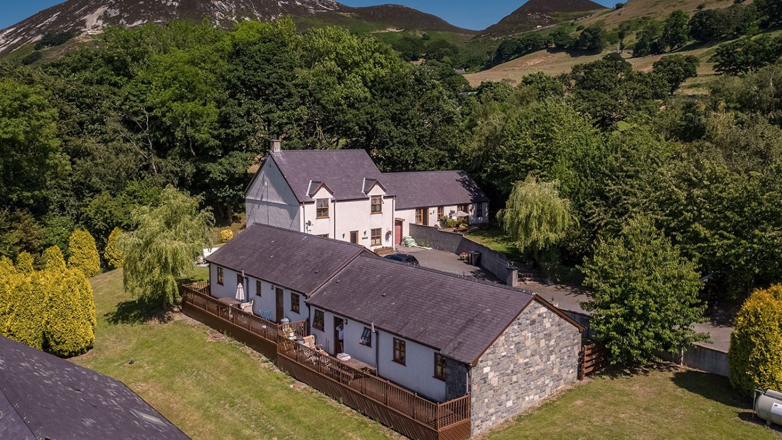 Graiglwyd Springs Holiday Cottages