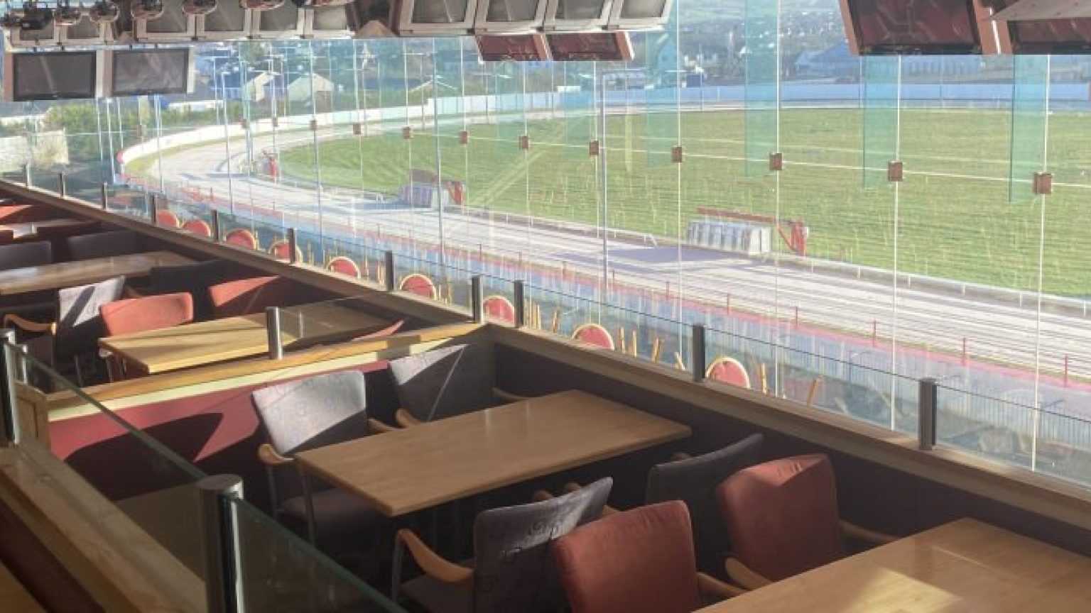 Lifford Greyhound Stadium 8