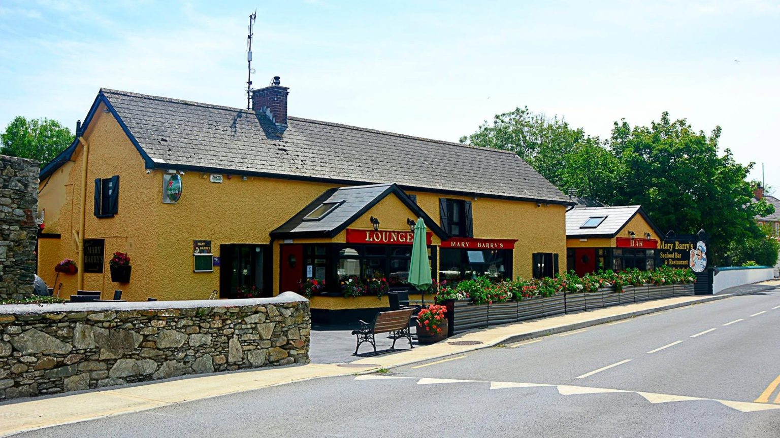 Mary Barrys Bar Restaurant 1