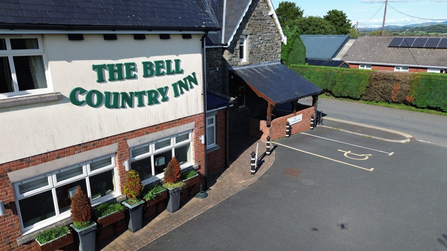 The Bell Country Inn