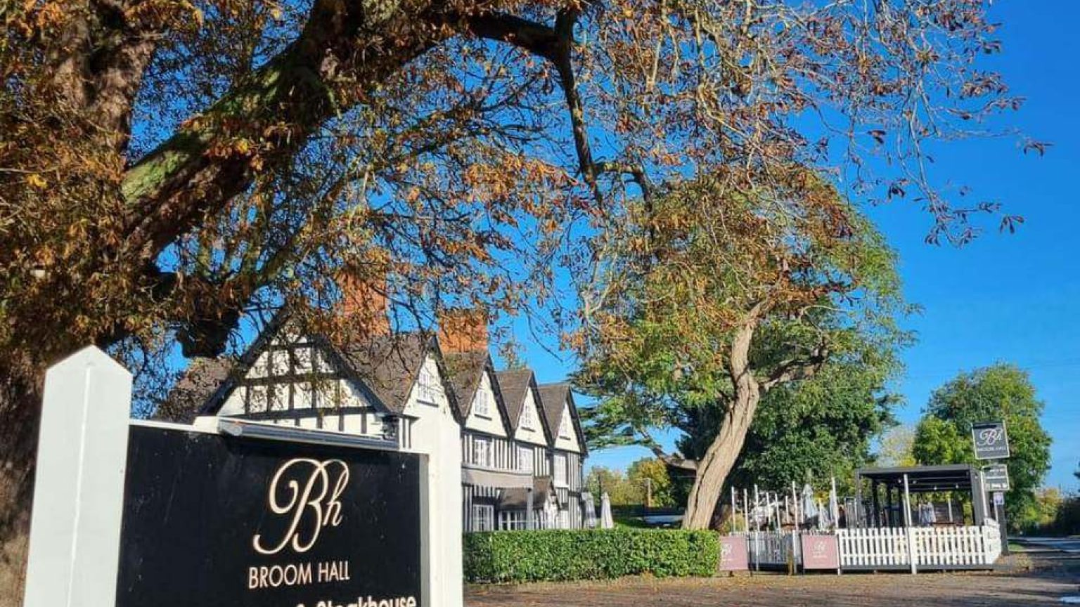 The Broom Hall Inn 10