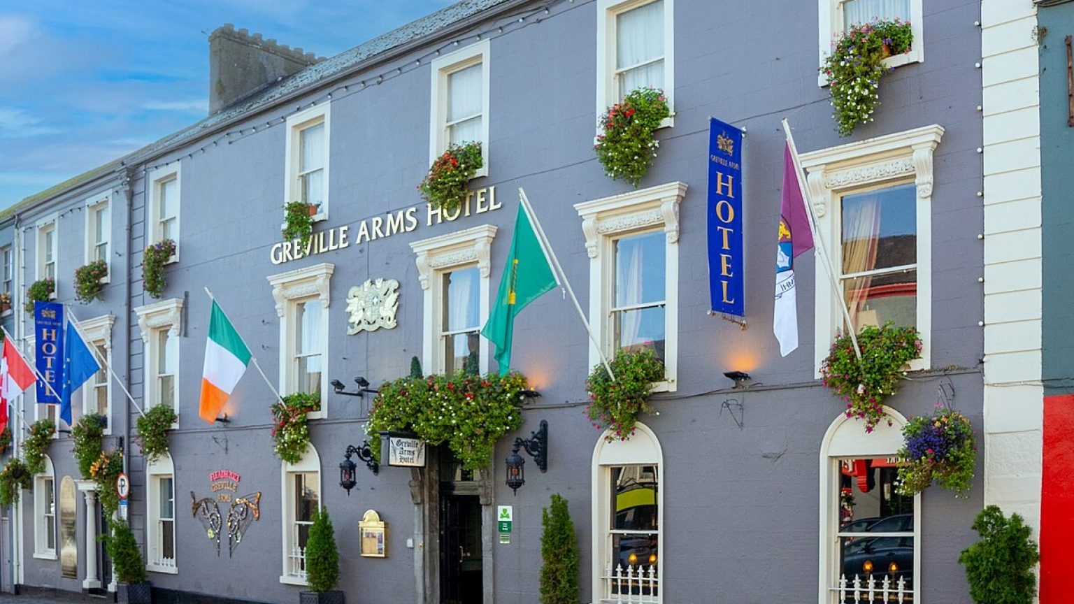 The Greville Arms Hotel 16