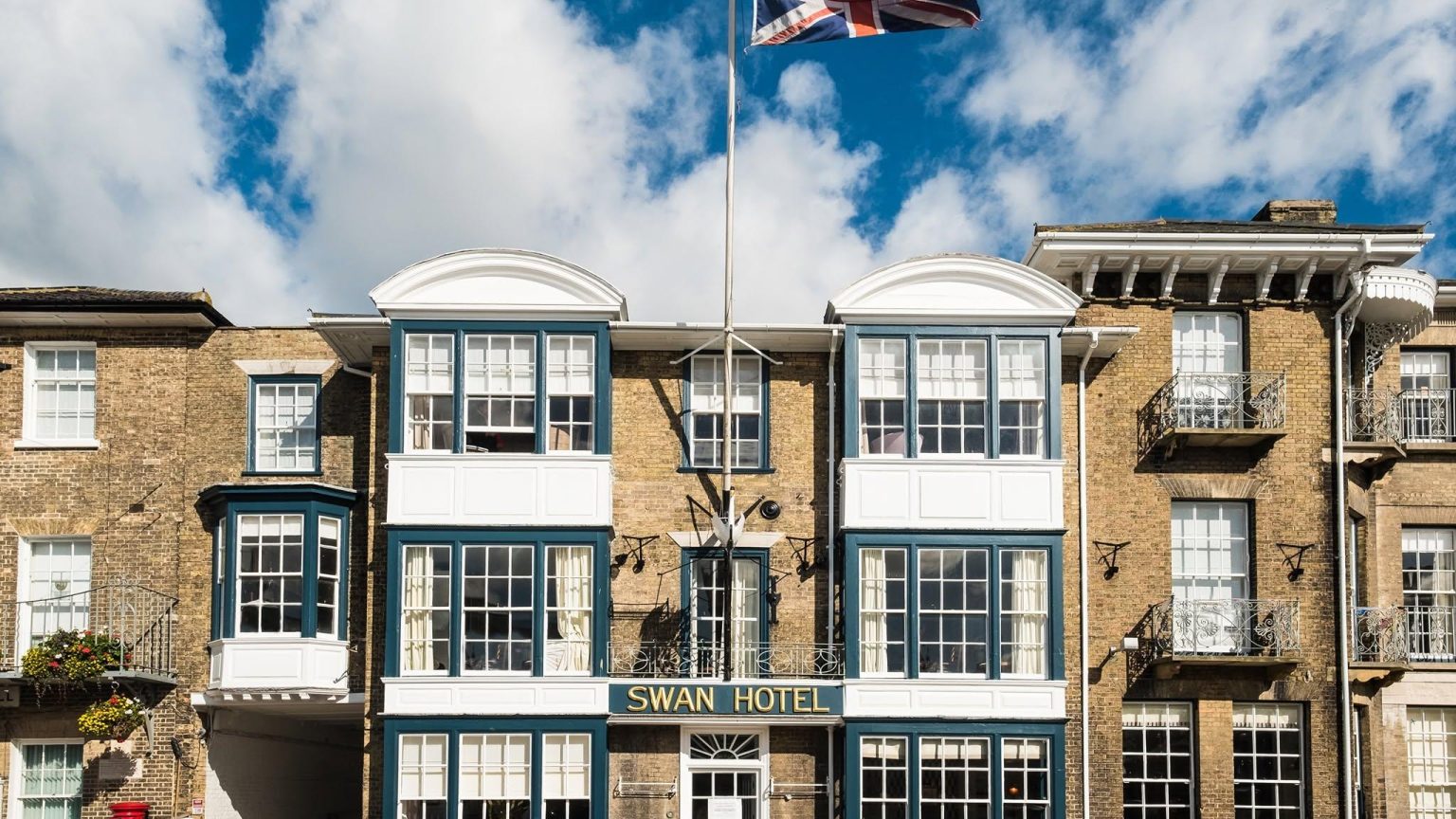 The Swan Hote 3