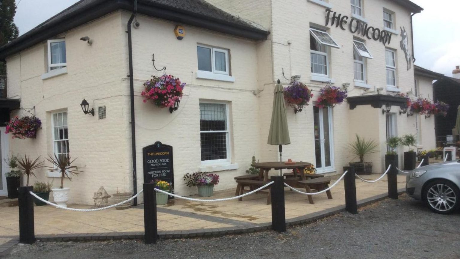 The Unicorn Hotel Caersws