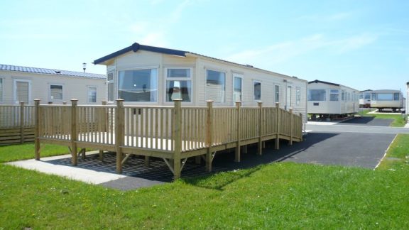 Castlewood Holiday Park tmb