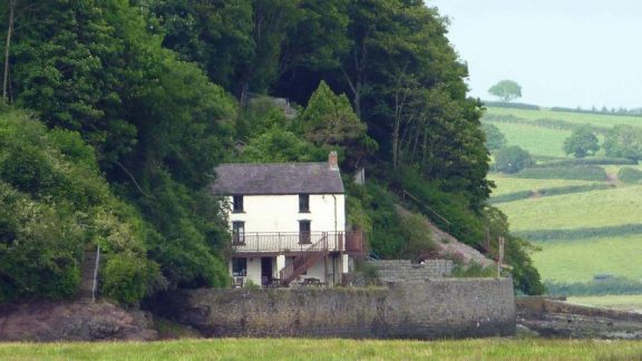 Dylan Thomas Boathouse 9