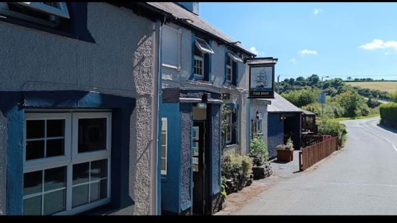 The Ship Inn Llanbedrog 2