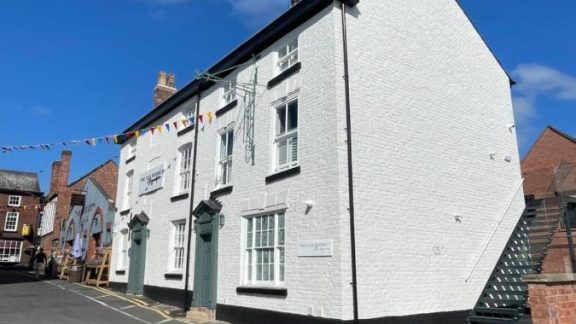 The Silk Rooms at Freemasons Inn 9