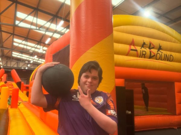 Air Bound Inflatable Park 2