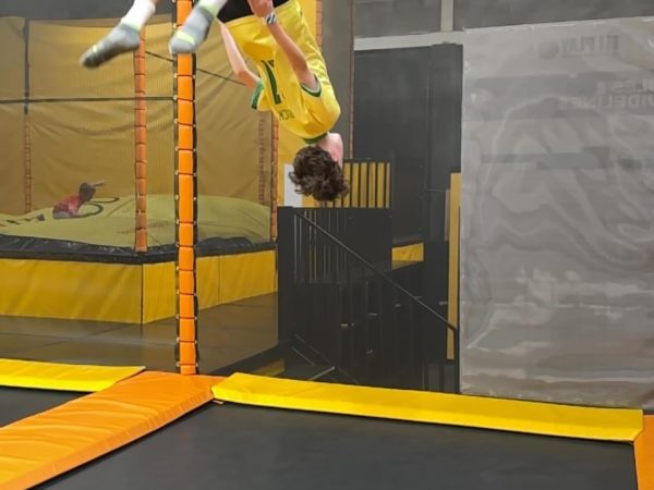 Air Bound Inflatable Park 5