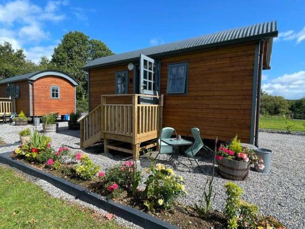 Arrow Huts Glamping 2