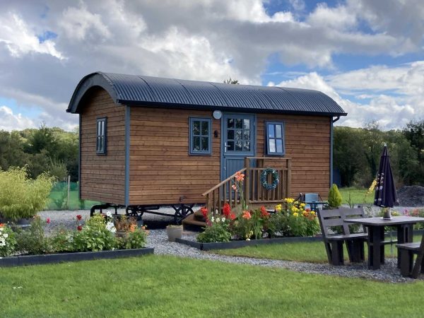 Arrow Huts Glamping 3