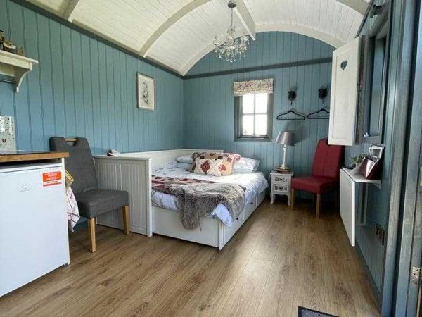 Arrow Huts Glamping 4