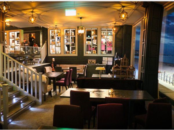 Barry Bar Restaurant 8