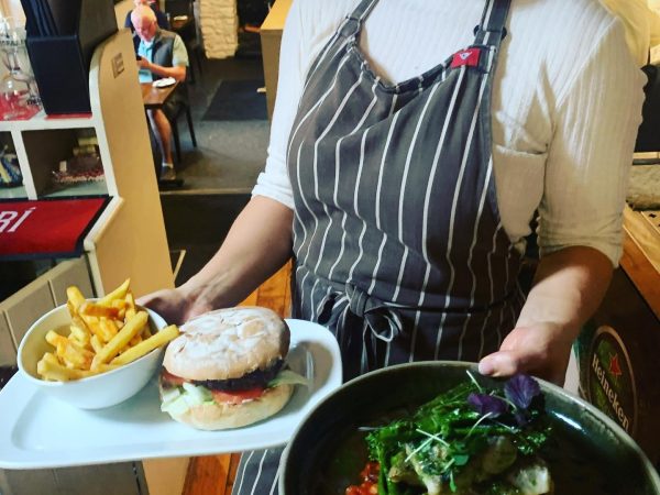 Bates Nua Restaurant 6