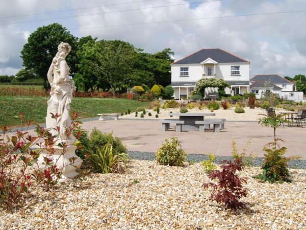 Beggars Reach Hotel 9