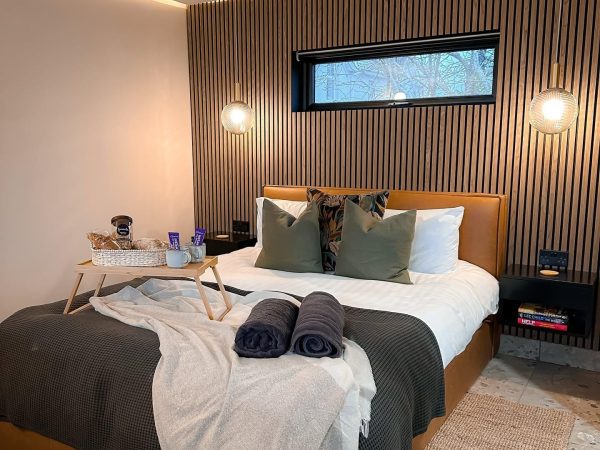 Belfast Lodges 11
