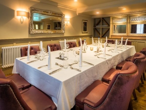 Bishops Gate Hotel 13