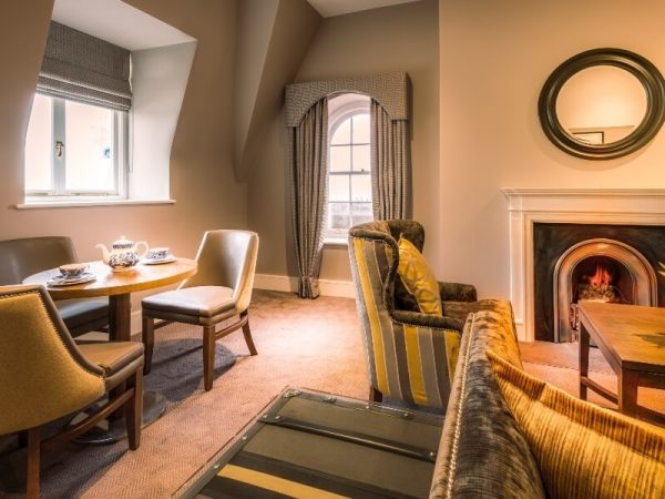 Bishops Gate Hotel 4