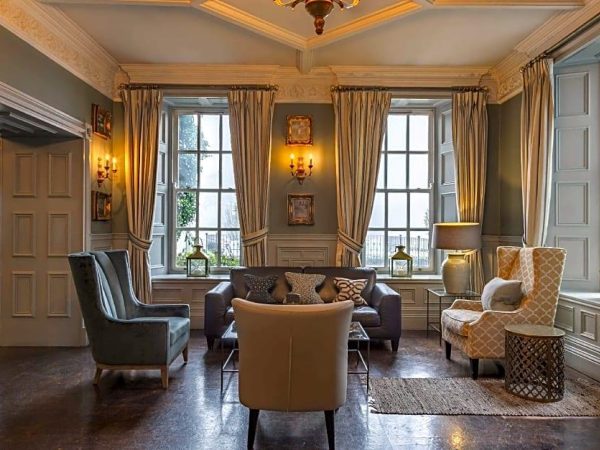 Bunratty Castle Hotel 11