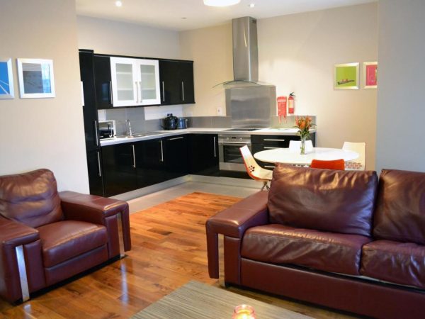 Carrick Plaza Suites 7