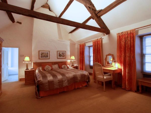 Centre of Britain Hotel 2