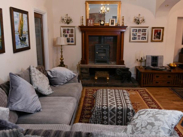 Cilbrwyn Countryside Retreat 12