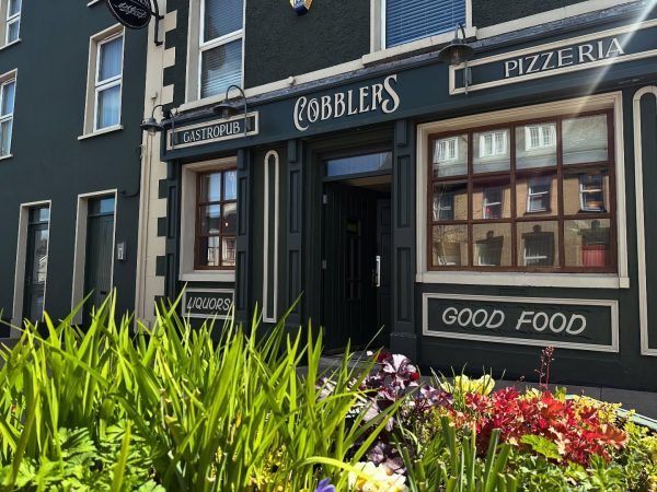 Cobblers Bar Pizzeria 9