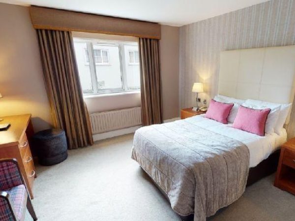 Four Seasons Hotel Leisure Club 5