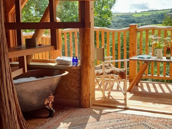 Goytree Glamping Treehouses 5