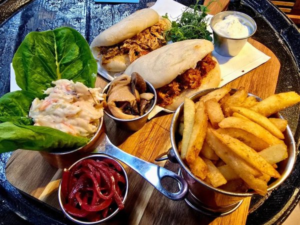 Happy Landing Bar Restaurant 2