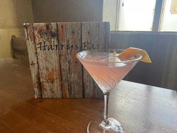 Harrys Bar 8