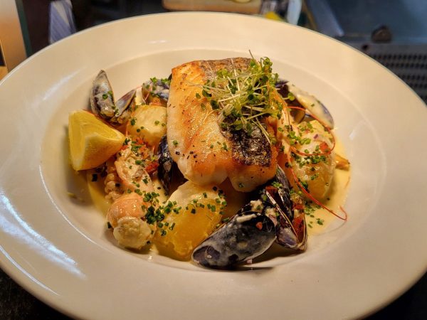 Henrys Bistro Wine Bar 9