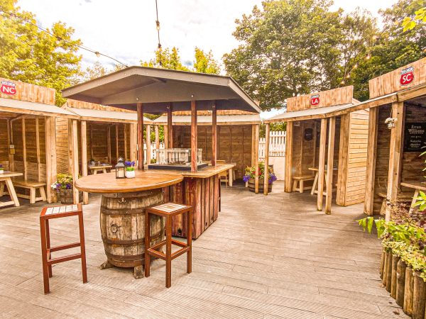Hicks RH Huts