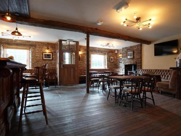 Horseshoe Llangattock 4