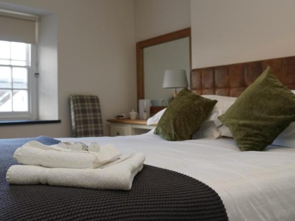 Horseshoe Llangattock 6