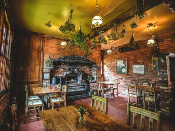 Hundred House Norton 6