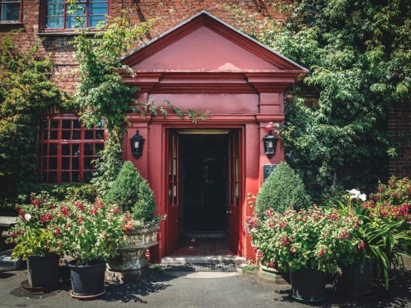 Hundred House Norton 8