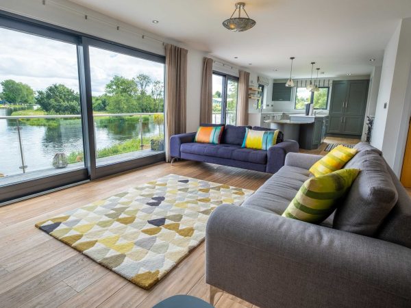 Inishclare Holiday Cottages 12