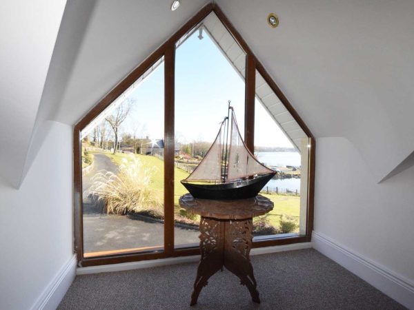 Inishclare Holiday Cottages 9