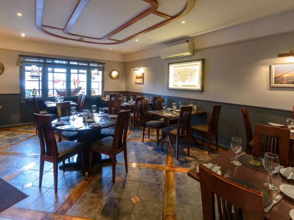 Jim Edwards Bar Restaurant Guesthouse 6