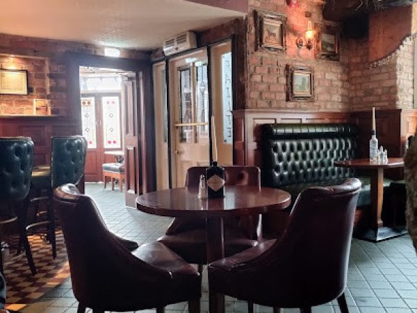 Johnny Murphys Bar Restaurant 4