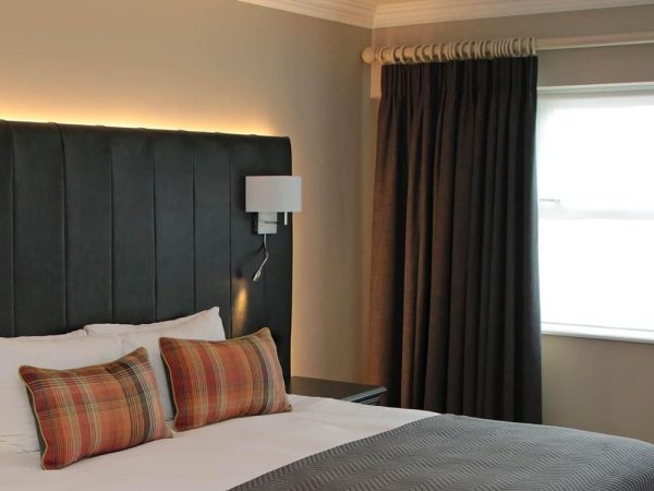 Longford Arms Hotel 3