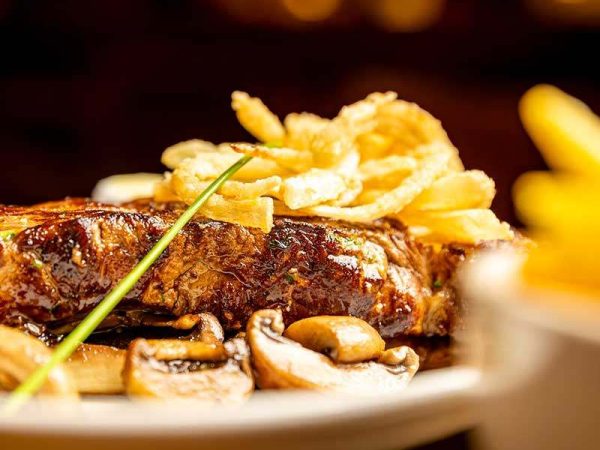 Lydons Bar Restaurant 2