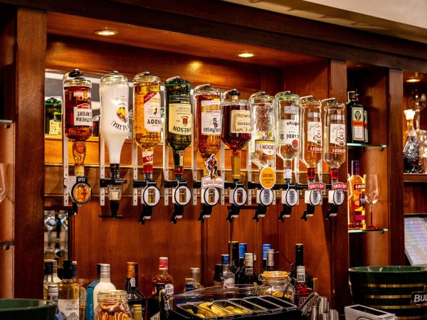 Lydons Bar Restaurant 6