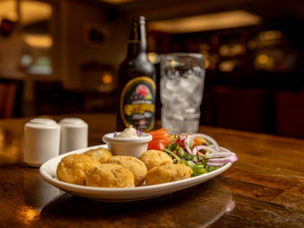 Lydons Bar Restaurant 9