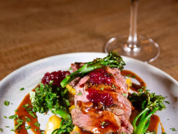 Mc Daniels Bar Restaurant 6