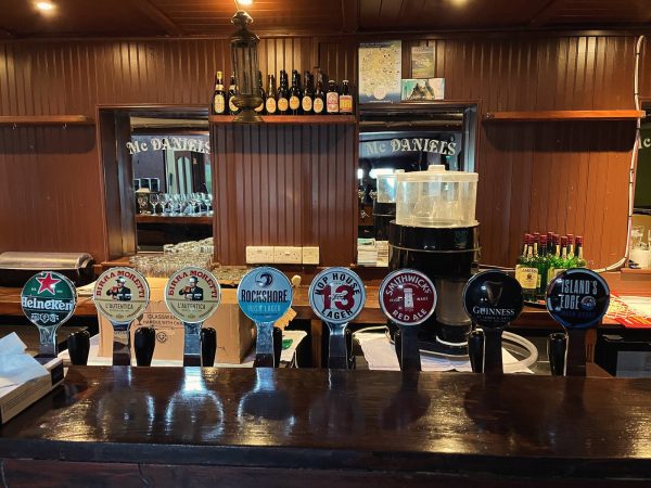 Mc Daniels Bar Restaurant 8