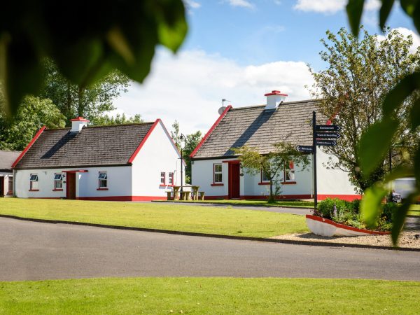 Mc Guires Red Door Cottages 9